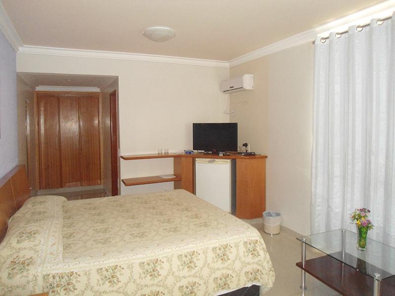 Athenas Plaza Hotel Goiânia Exterior foto
